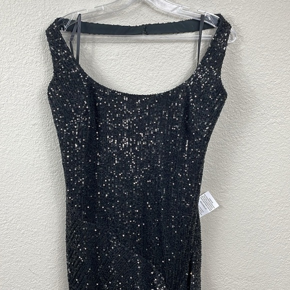 Ieena Mac Duggal 11279 High Slit Halter Neckline Dress Black Sequin Plus Size 20 - Picture 5 of 15